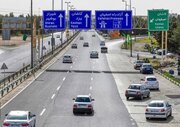 توقف به‌موقع خودرو در محور اصفهان ـ کاشان/ هوشیاری پلیس مانع از سوختن خودرو شد