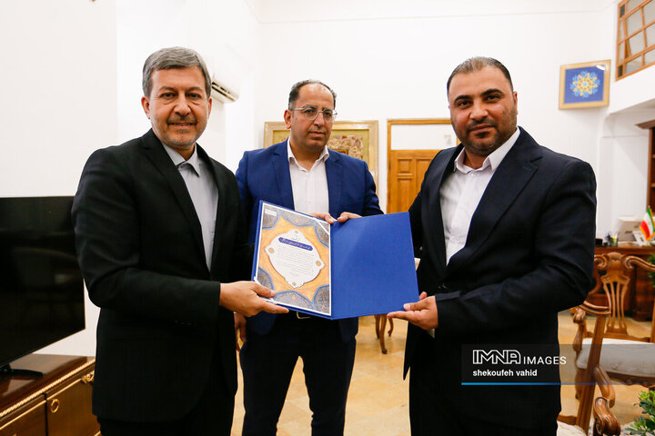 دیدار دبیر کل آستان مقدس امام حسین(ع) با استاندار اصفهان