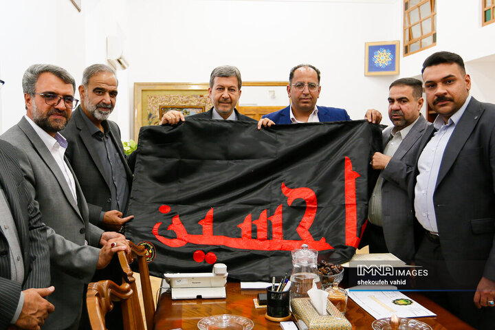 دیدار دبیر کل آستان مقدس امام حسین(ع) با استاندار اصفهان