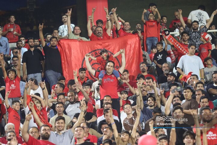 هفته ششم لیگ‌برتر فوتبال؛ تراکتور - گل گهر