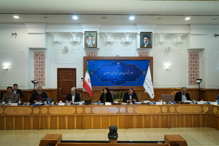 جایگاه تمدنی شوشتر را احیا می‌کنیم/ پیشنهاد حفظ بخش‌هایی از مغروقه خرمشهر در موزه جنگ