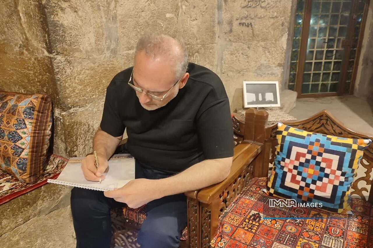افشین علا؛ شاعر مطالبه‌گر جریان دائمی زاینده‌رود شد