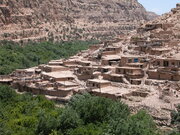 از باغ‌های انار تا گوردخمه باستانی؛ «گلین» بهشت گمشده گیلان‌غرب