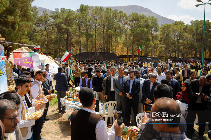 بیست‌وپنجمین اردوی کشوری دانش‌آموزان عشایر