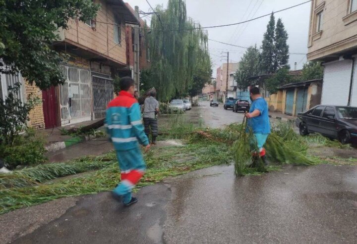 به‌کارگیری ۳۰۰ نیروی شهرداری برای مقابله با پیامدهای بارندگی در ساری