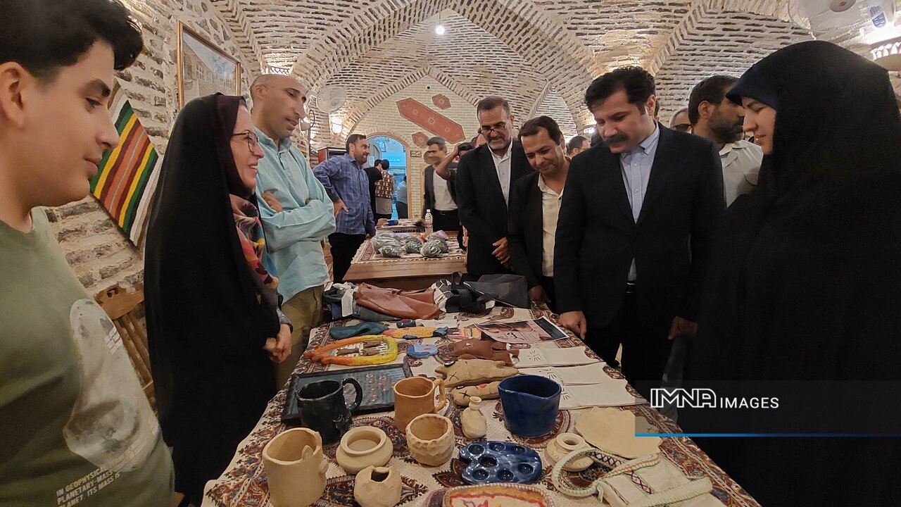 اقاقایایا
