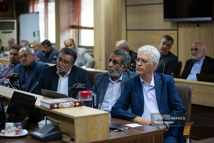 نشست نایب رییس کمیسیون امنیت ملی مجلس با فعالان علمی، فرهنگی و سیاسی اصفهان