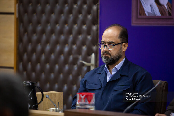 نشست نایب رییس کمیسیون امنیت ملی مجلس با فعالان علمی، فرهنگی و سیاسی اصفهان