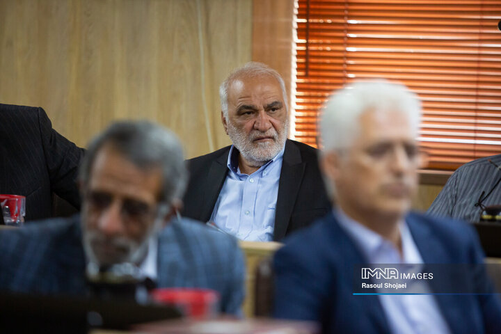نشست نایب رییس کمیسیون امنیت ملی مجلس با فعالان علمی، فرهنگی و سیاسی اصفهان