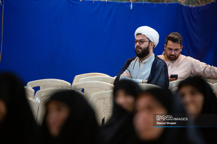 نشست «مریم اشجع، بانوی تراز انقلاب اسلامی»
