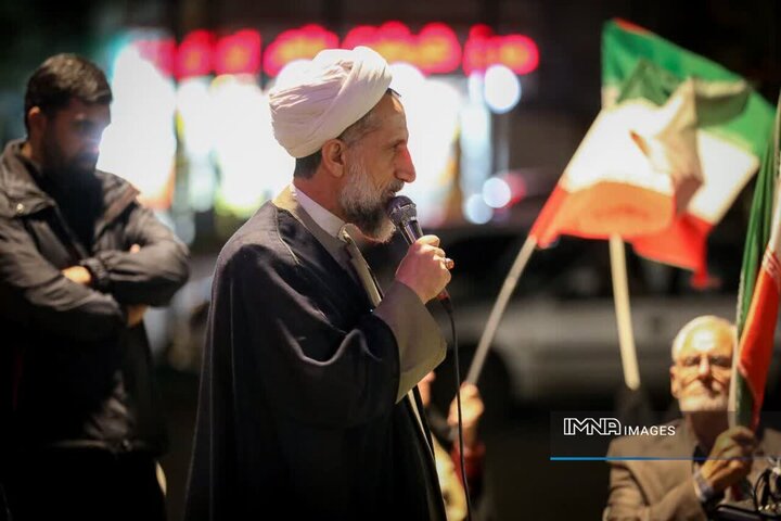 محاصره اقتصادی مانع حرکت ملت ایران نمی‌شود