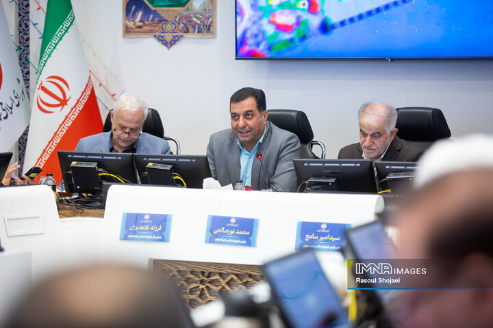 مدیریت ترافیک مهر اولویت آموزش و پرورش و مدیریت شهری اصفهان است