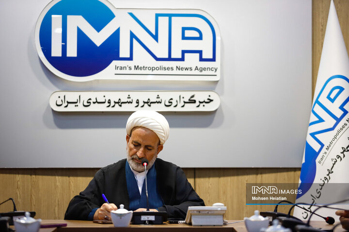 حجت‌الاسلام اسماعیل سیاوشی نماینده مردم فریدن، فریدون‌شهر، چادگان و بوئین‌میاندشت
