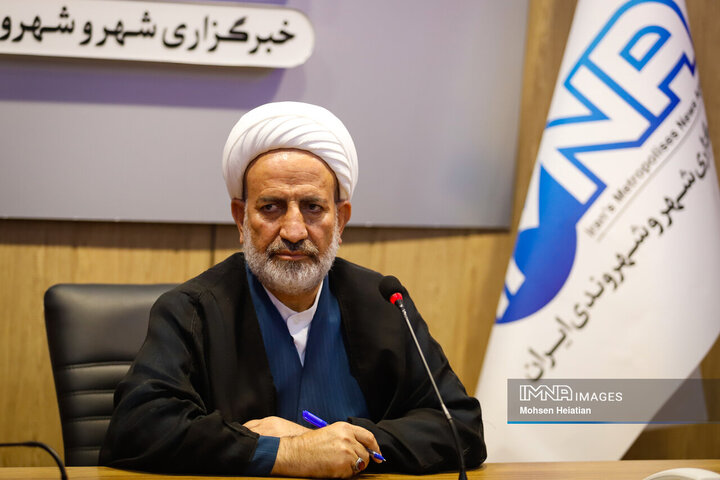 حجت‌الاسلام اسماعیل سیاوشی نماینده مردم فریدن، فریدون‌شهر، چادگان و بوئین‌میاندشت