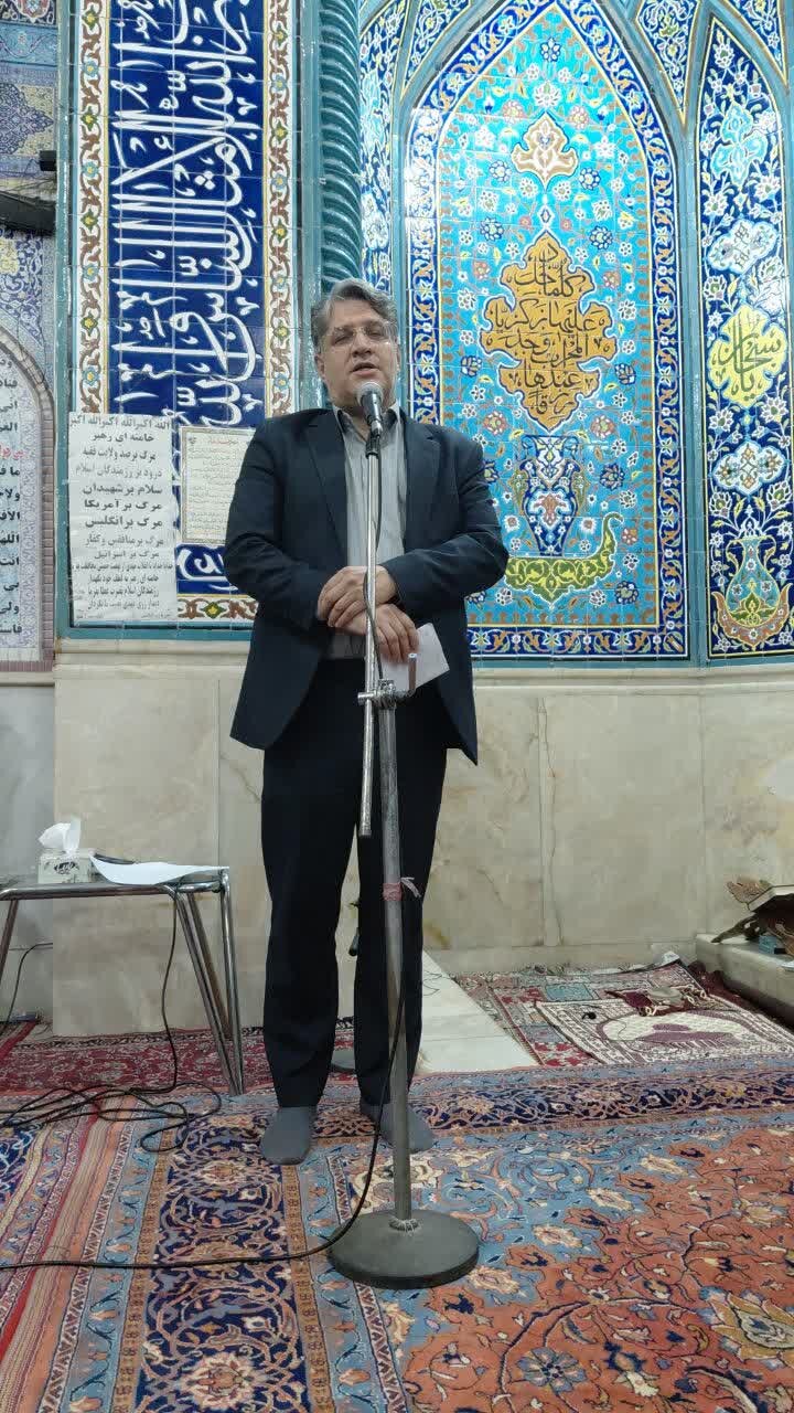 پاسخگویی مدیر منطقه ۲ و امام جمعه موقت اصفهان به مطالبات مردم در برزان