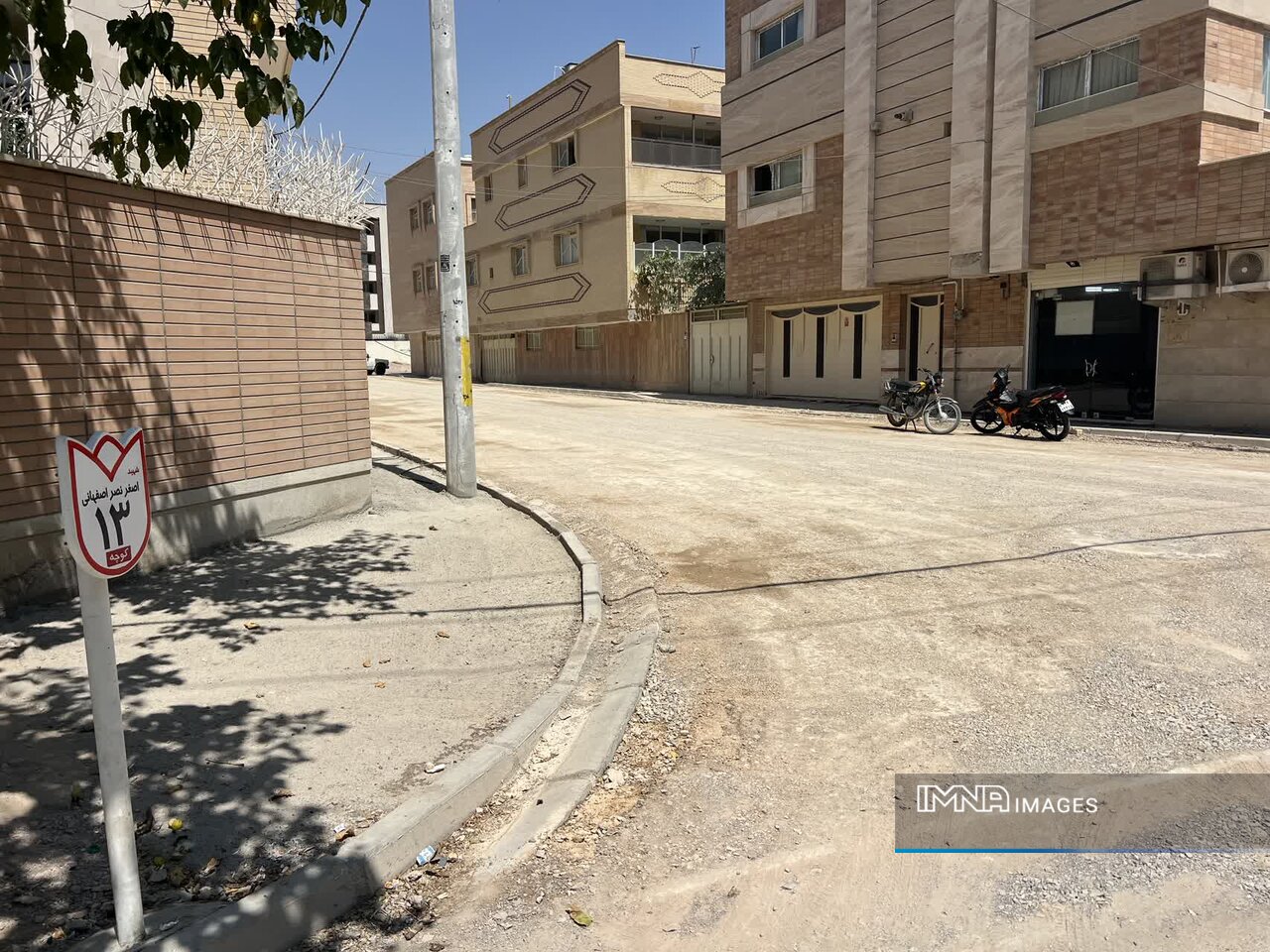 پیشرفت ۶۵ درصدی پروژه ساماندهی کوچه ۱۳ خیابان میرزاطاهرغربی