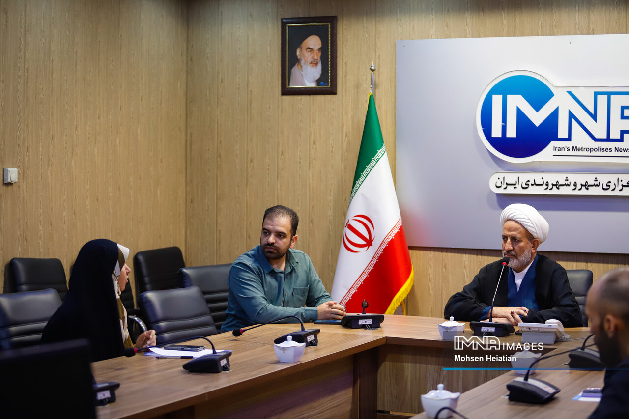 از قانون حجاب تا بازگشت هنرمندان؛ مجلس چه نسخهای برای فرهنگ کشور دارد؟