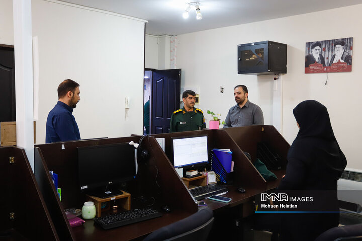 حضور مدیرکل حفظ آثار و نشر ارزش‌های دفاع مقدس و مقاومت استان اصفهان در خبرگزاری ایمنا
