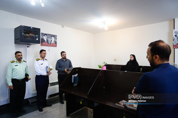 حضور رئیس پلیس راهور استان اصفهان در خبرگزاری ایمنا