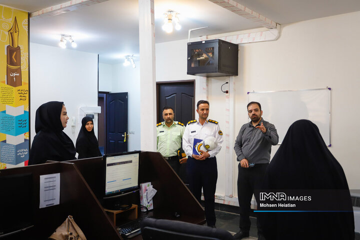 حضور رئیس پلیس راهور استان اصفهان در خبرگزاری ایمنا