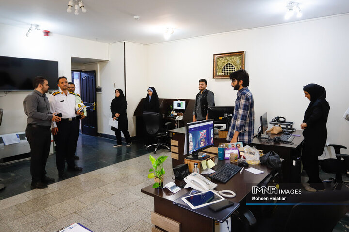 حضور رئیس پلیس راهور استان اصفهان در خبرگزاری ایمنا