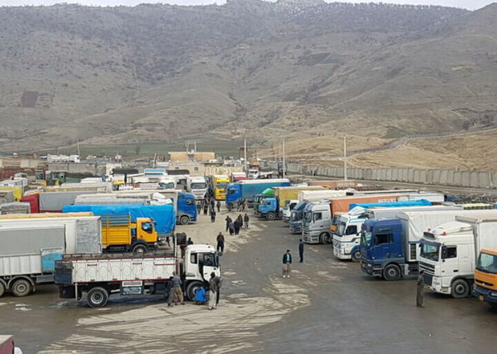 واردات ۲۵ میلیون دلاری بازارچه‌های موقت کردستان