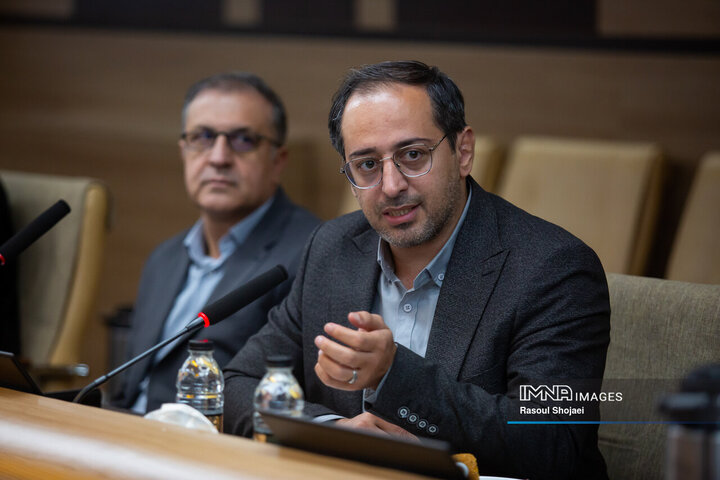 نشست مدیران شبکه بانکی استان اصفهان با اعضای کمیسیون اقتصادی مجلس