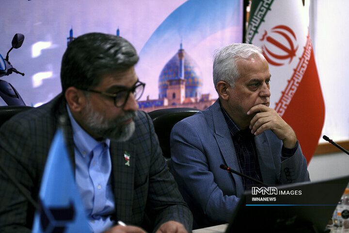 تفاهم‌نامه خرید موتورسیکلت‌های برقی با تسهیلات قرض‌الحسنه