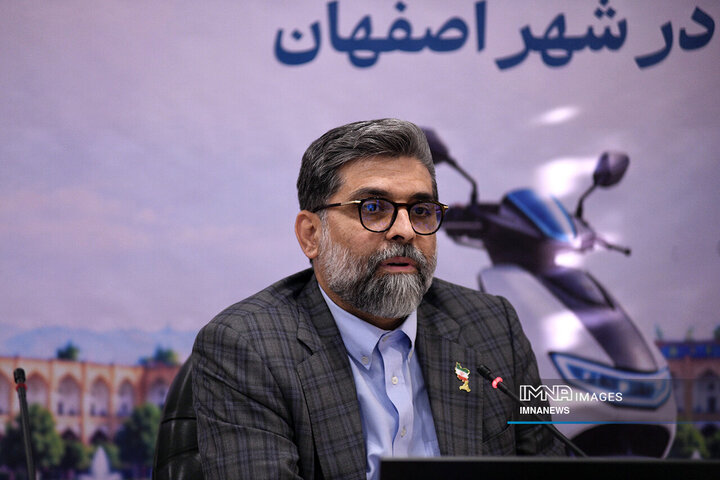 تفاهم‌نامه خرید موتورسیکلت‌های برقی با تسهیلات قرض‌الحسنه