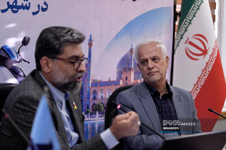 تفاهم‌نامه خرید موتورسیکلت‌های برقی با تسهیلات قرض‌الحسنه