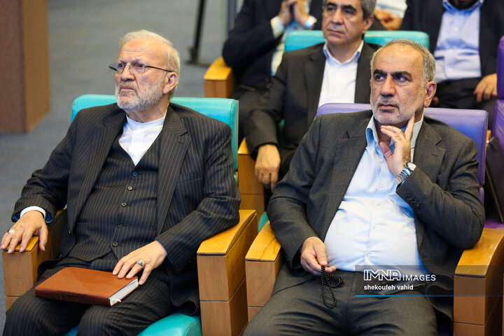 نشست کمیسیون اقتصادی مجلس و فعالان اقتصادی استان اصفهان