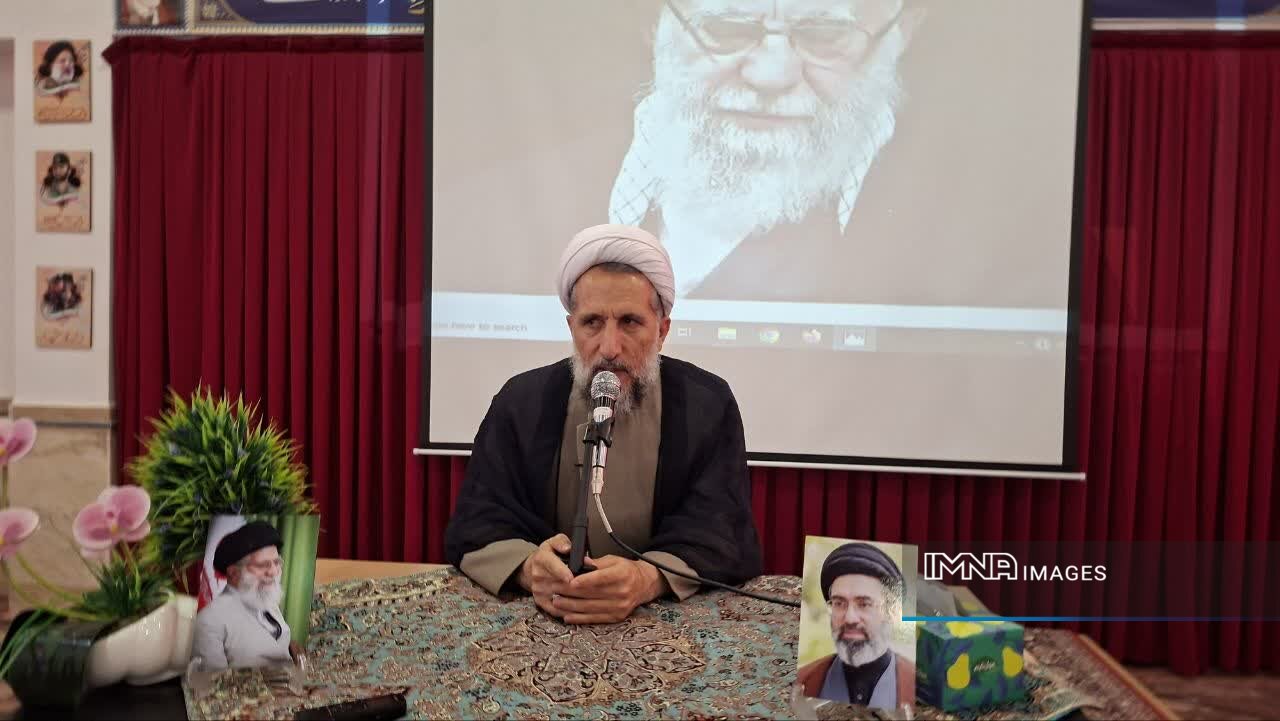 خبر جوانان را با تبیین معارف ناب اسلامی در برابر افکار انحرافی واکسینه کنیم – ایمنا