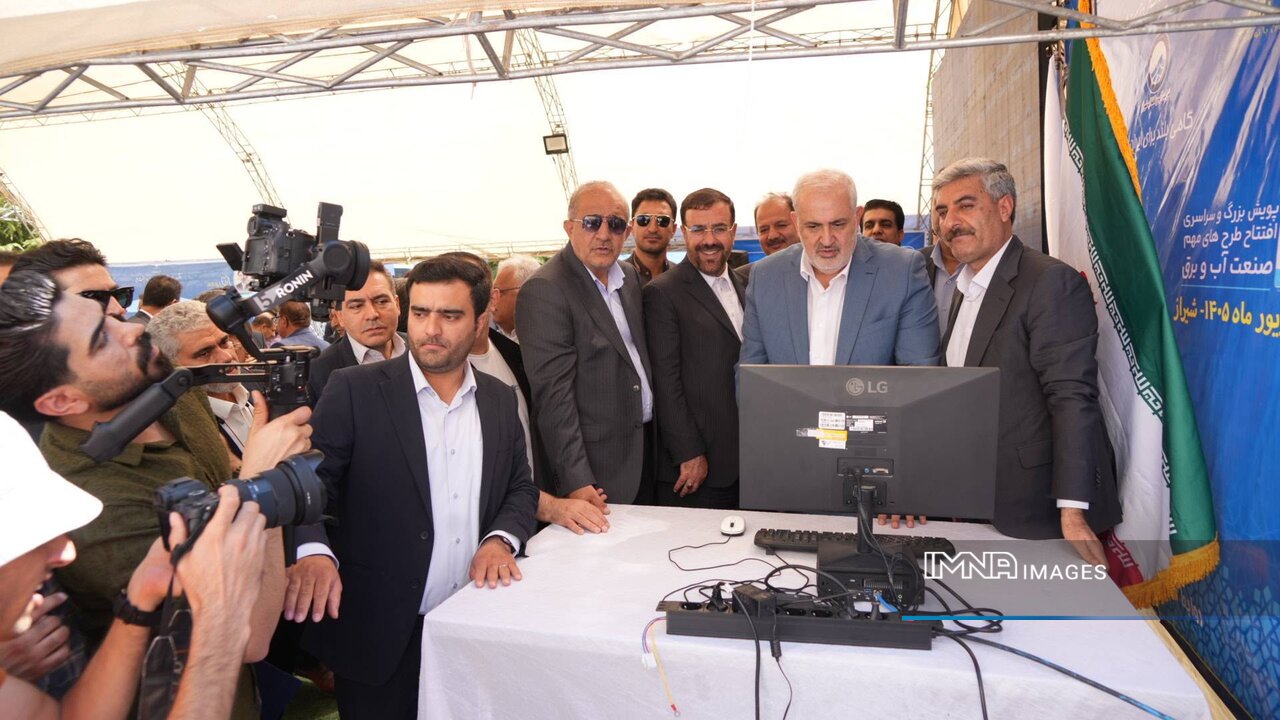 سرمایه‌گذاری ۱۳۷۲ میلیاردی برای امنیت آبی شیراز/افتتاح فاز نخست رینگ انتقال آب غرب به جنوب