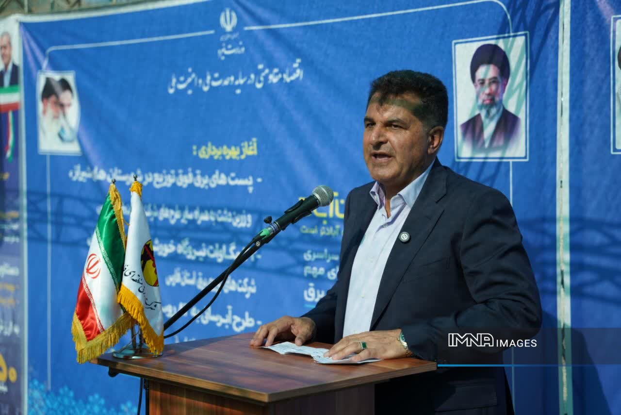 تزریق ۳۸۰۰ میلیارد تومان به زیرساختهای برق جنوب فارس/ بهرهبرداری از ۱۴ پروژه کلان