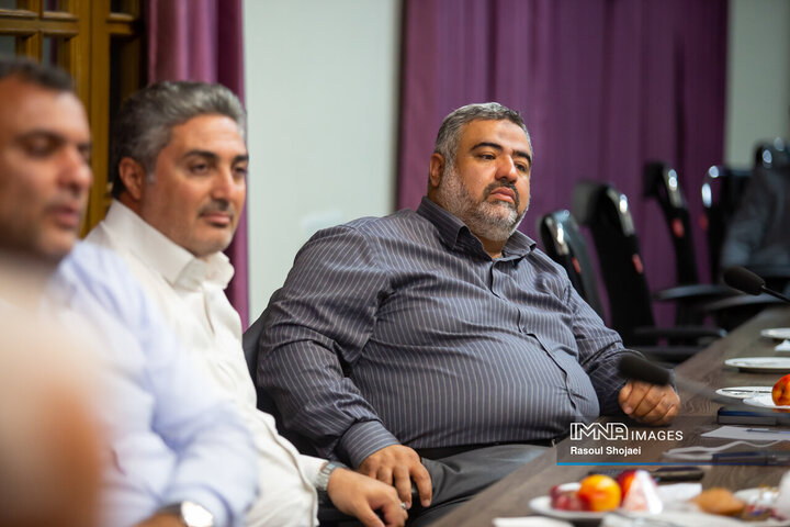 نشست اعضای کمیسیون اقتصادی مجلس و مدیران شهری اصفهان