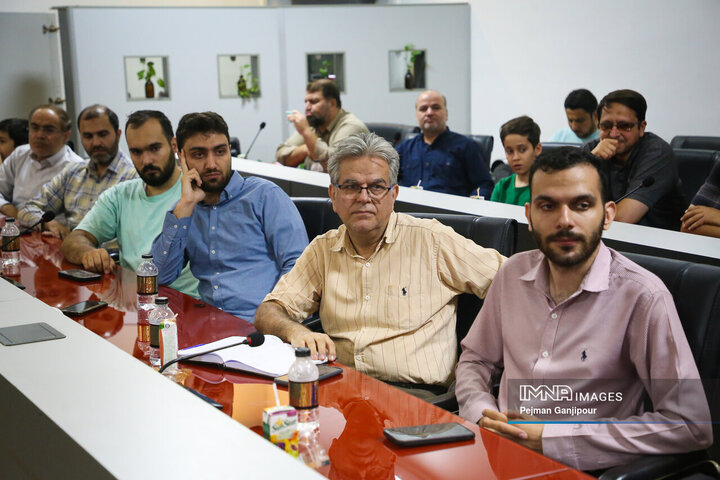 نشست آینده اقتصادی ایران