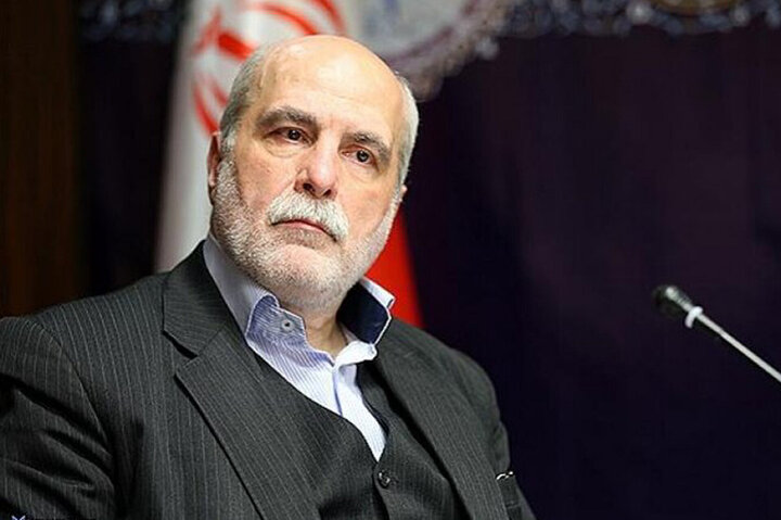 کاهش ۳۸ درصدی نیروی انسانی دانشگاه آزاد هم‌زمان با رشد ۴۵ درصدی جمعیت دانشجویی