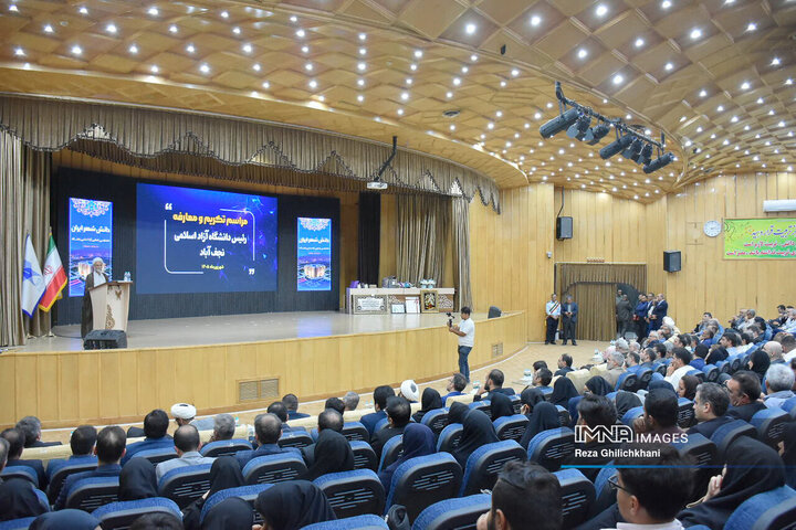 مراسم تکریم و معارفه رئیس دانشگاه آزاد نجف‌آباد