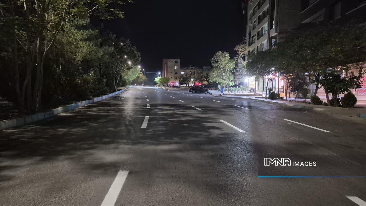 خطکشی ۴۰ هزار متر از معابر منطقه ۱۳ اصفهان برای آغاز سال تحصیلی