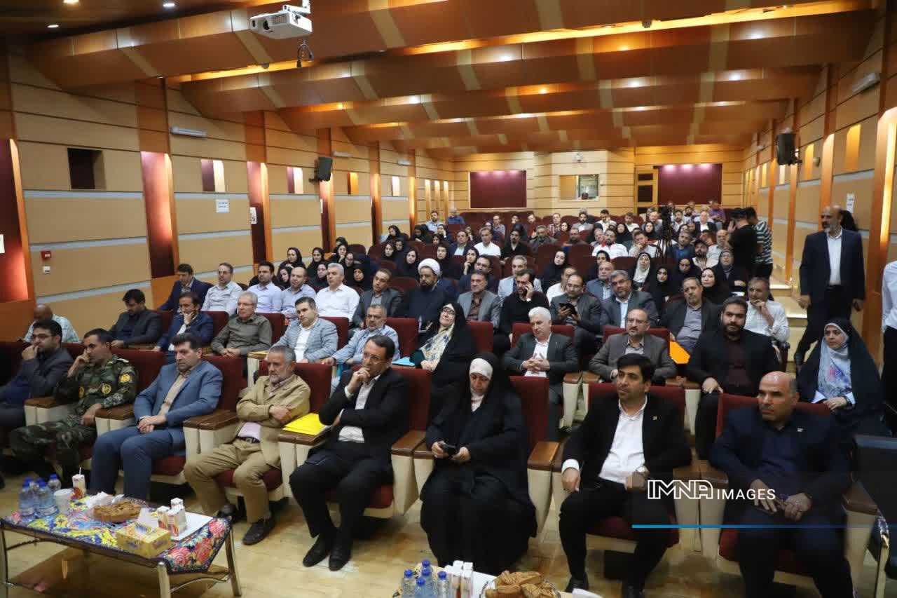 تحول دیجیتال در شهرداری قزوین؛ رونمایی از ۱۰ پروژه شهر هوشمند با اعتبار ۲۲۶ میلیارد تومان