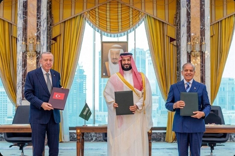 بنسلمان در باتلاق؛ وقتی شمشیر از نیام برآمد و به سوی صاحبش برگشت