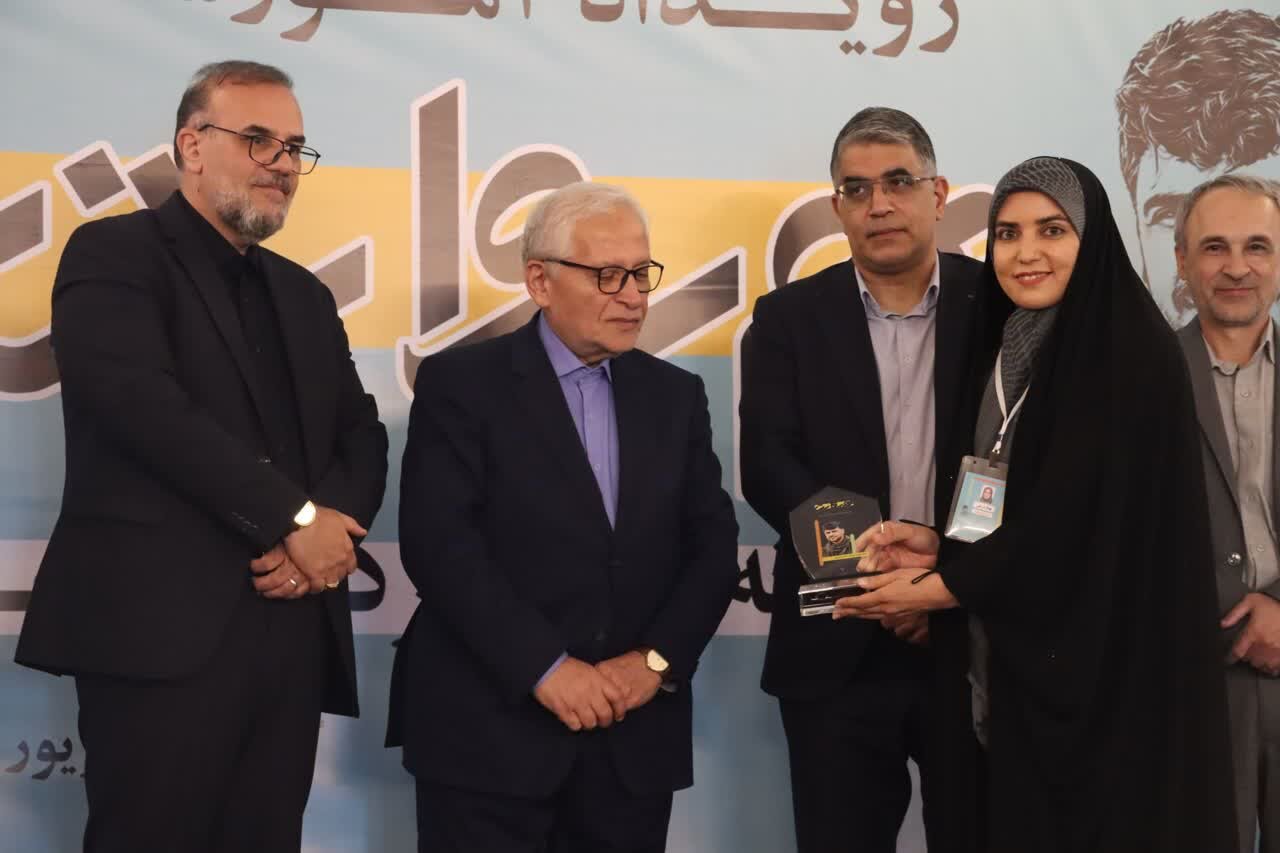 درخشش خبرنگار ایمنا در رویداد رسانه‌ای «هم‌روایت» کرمان