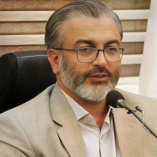 دفاع مقدس تجلی اتحاد مقدس حول یک هدف مشخص بود