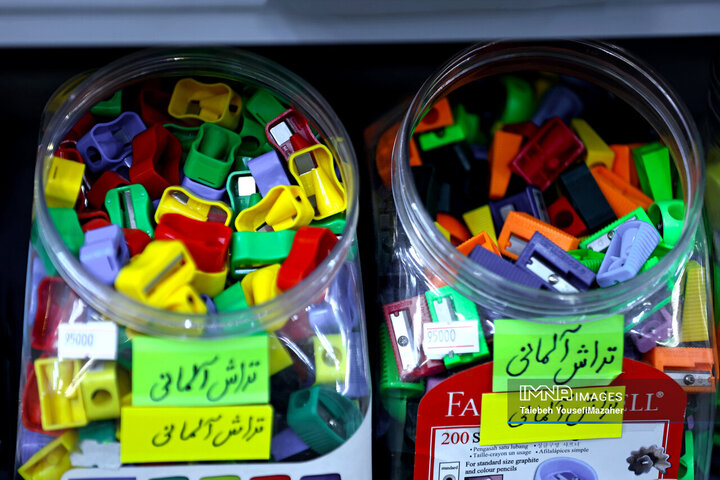بازار لوازم التحریر همدان در آستانه سال تحصیلی جدید