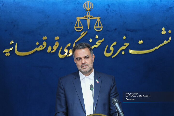 خون‌خواهی شهدا را با جدیت پیگیری می‌کنیم/ صدور رأی پرونده ترور شهید سلیمانی