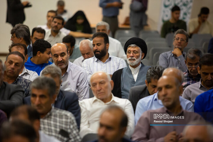 نشست فعال‌سازی مدیریت بحران محلات منطقه ۸ شهرداری اصفهان