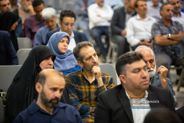 نشست فعال‌سازی مدیریت بحران محلات منطقه ۸ شهرداری اصفهان