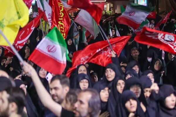 تداوم مسیر؛ بعثت ملت ایران در شب ۲۰۳