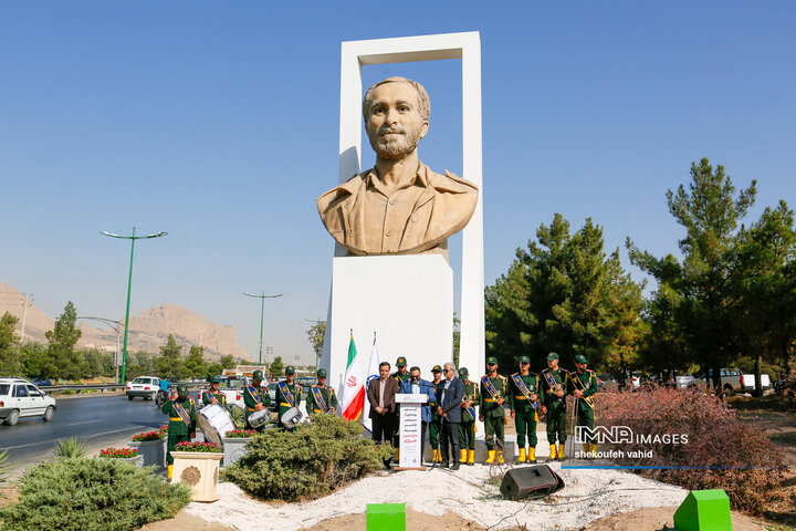 آیین رونمایی از سردیس شهید خرازی