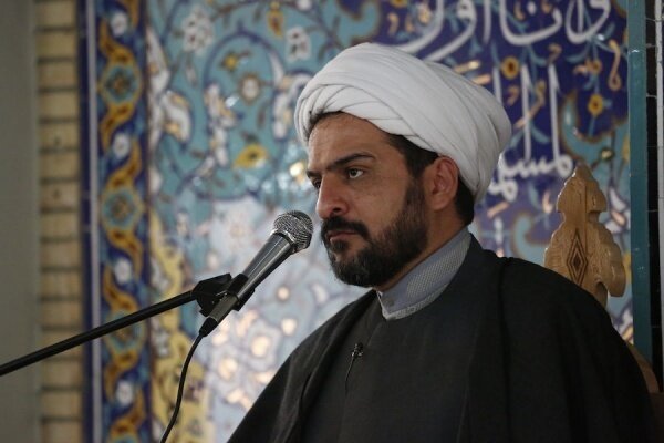 /// صغیرا / در حال تدوین ... ///
